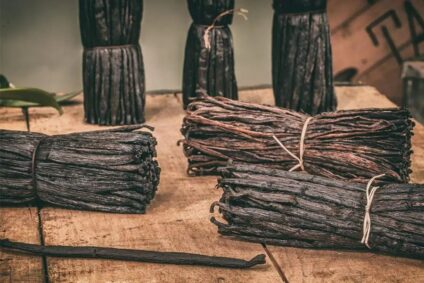 Aust & Hachmann – 130 Jahre Vanille Tradition